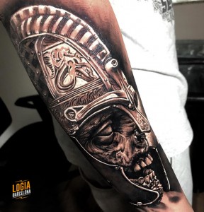 tatuaje_brazo_guerrero_esqueleto_Logia_barcelona_victor_losni 